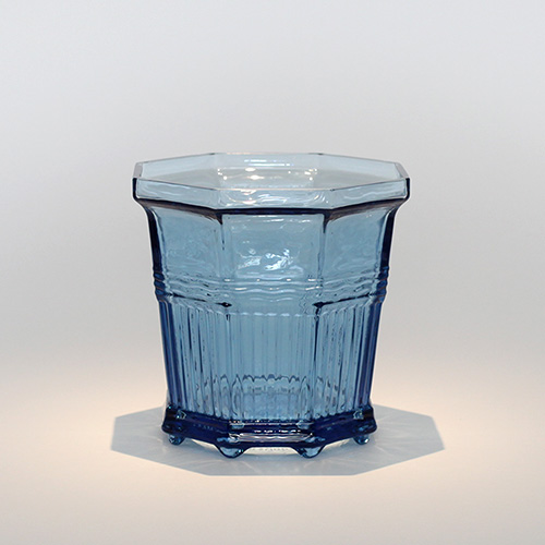 WALDEMARSUDDEKRUKAN Glass, Steel-blue in the group The Waldemarsudde Flower Pot in Glass at Stiftelsen Prins Eugens Waldemarsudde (1010)
