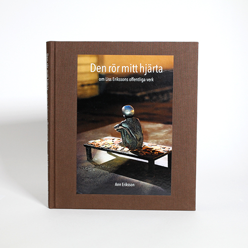 Den rör mitt hjärta. Om Liss Erikssons offentliga verk. i gruppen Aktuellt från museibutiken / Litteratur kopplat till aktuella utställningar hos Stiftelsen Prins Eugens Waldemarsudde (1209)