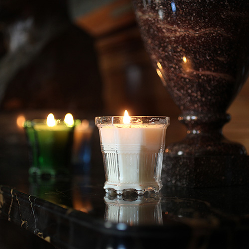 Scented Candle, Biblioteket, in WALDEMARSUDDEKRUKAN Mini Glass (Chrystal Glass)) in the group The Waldemarsudde flowerpot / Glass at Stiftelsen Prins Eugens Waldemarsudde (2248)