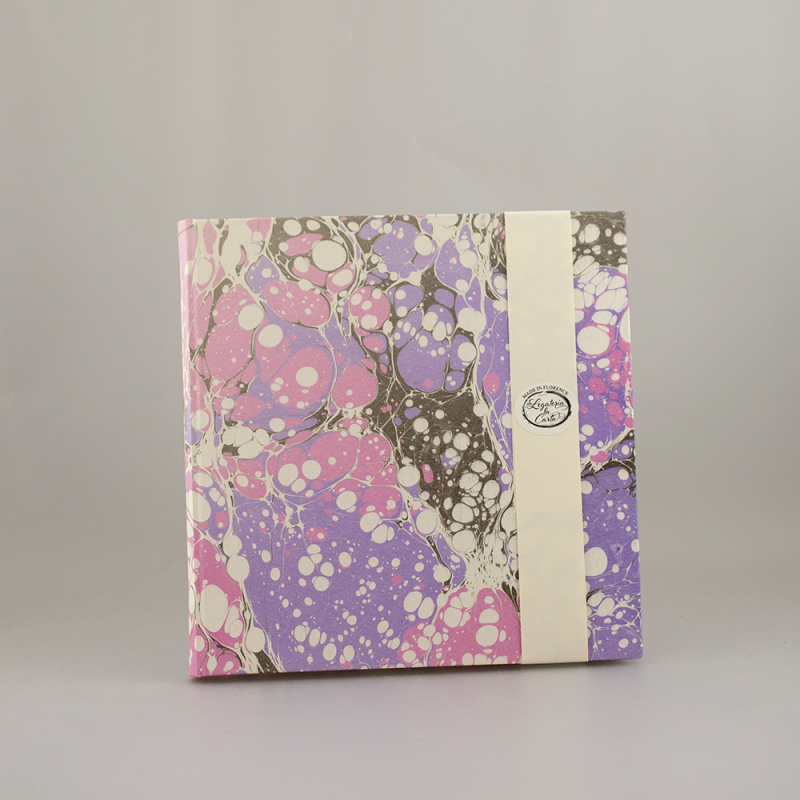 Legatoria la Carta, handgjord anteckningsbok 20 x 20 cm. Lila/Rosa