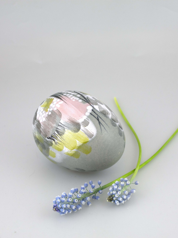 Handmålat ägg i keramik, Paradisverkstaden